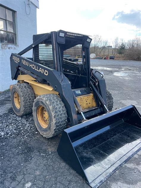 lx885 skid steer tires|New Holland LX885 .